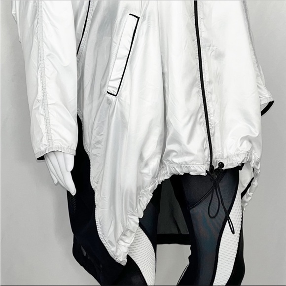 Koral B&W Front Zip &Pockets Lower Half Back Mesh Hooded Windbreaker Jacket SzXL - Picture 13 of 16